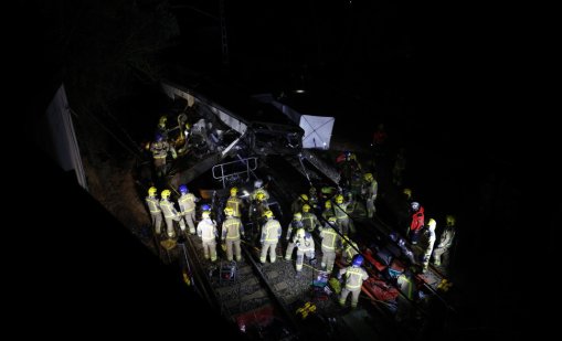 Какво става в Испания? Нова жп катастрофа, машинист загина, над 37 ранени