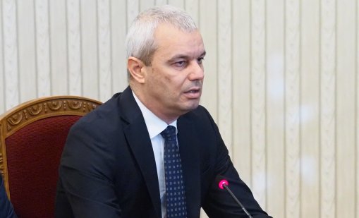 Костадинов: Трябва да се раждат повече деца и да има повече стабилни семейства