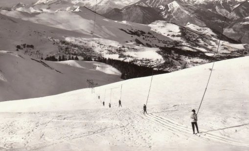 Курорти-призраци: Стотици ски писти са изоставени, природата в Алпите ги превзема