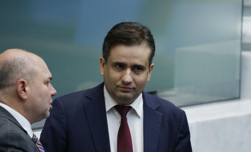 Божанов за Донев: Това упорство вече не може да бъде обяснено само с глупост