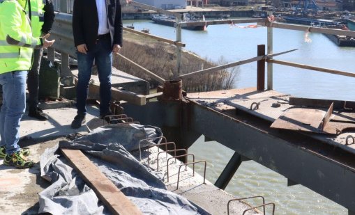 Дунав мост при Русе ще е затворен за 5 часа днес за авариен ремонт
