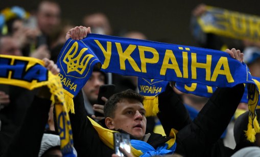 Украинският футбол четвърта година без дом: Войната разруши десетки стадиони