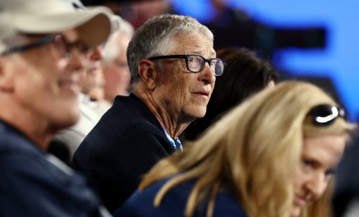 Бил Гейтс призна за аферите с рускини, отхвърли тезата, че са били жертви на Епстийн