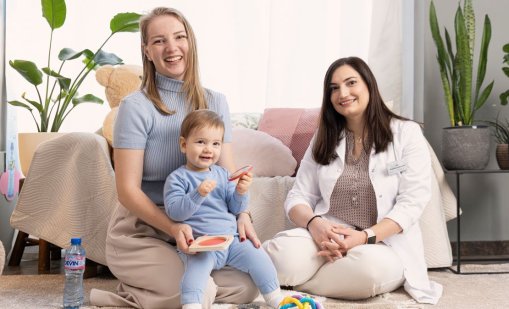 8-ият и 9-ият месец на бебето: време за движение и истинско общуване