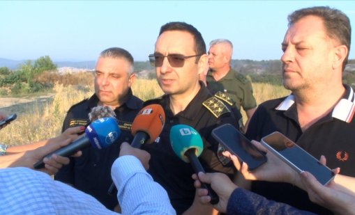 Очакваме 4 хеликоптера и 2 самолета за борба с пожарите