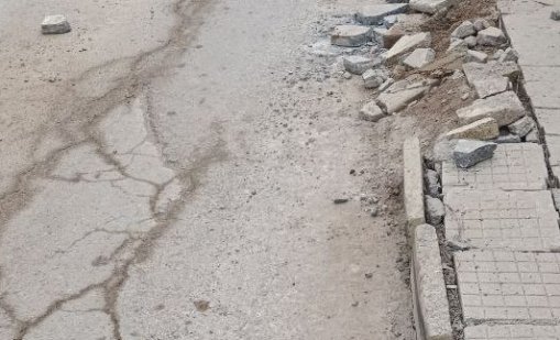 Районите, където живеем: Мръсотия, разбити пътища, смърдящи сметища