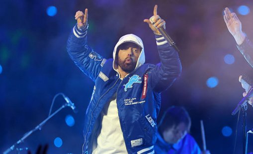 Малкото внуче на Еминем се оказа най-големият му фен