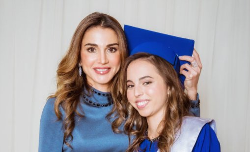 Вижте снимки от пътуването на кралица Рания и принцеса Салма през пустинята Уади Рам