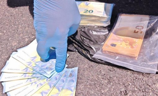 Заловиха близо 9000 евро фалшиви банкноти в Стара Загора