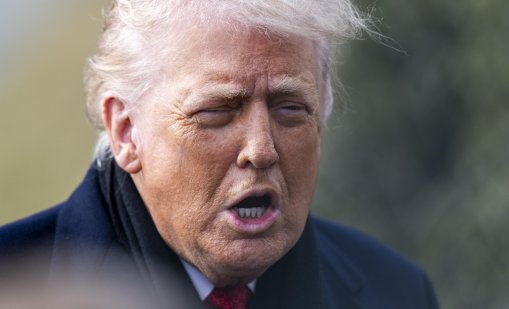 Тръмп посече 8 европейски държави с мита заради Гренландия