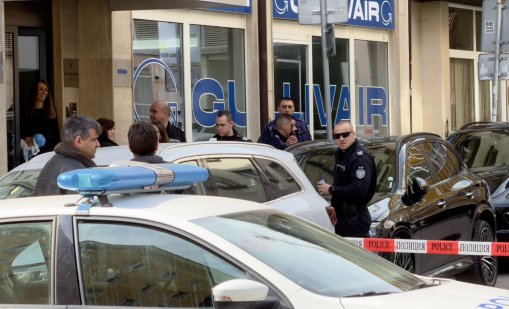 Сигнал за бомба блокира централна софийска улица 