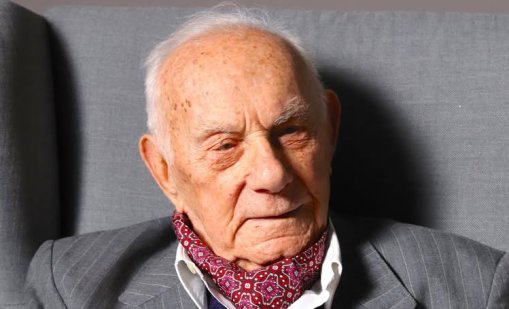 Почина Найден Вълчев, авторът на "Една българска роза" 