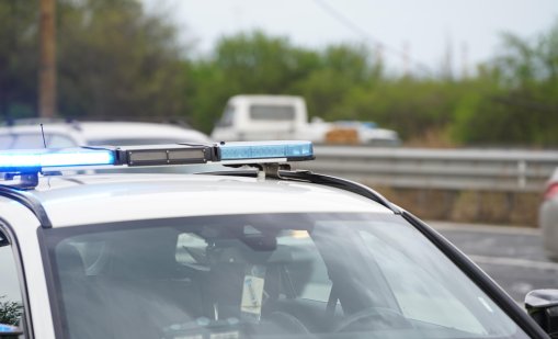 Задържаха мъж за вандализъм в гробищен парк в Троян