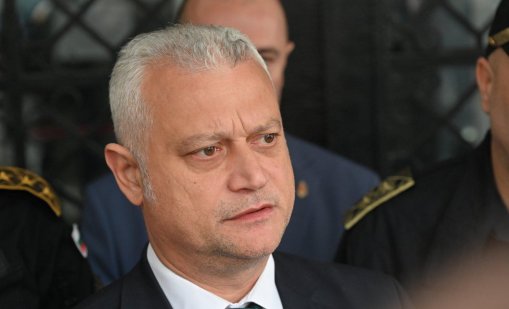 Емил Дечев: Камионът, запушил тунела "Витиня", е собственост на партиен активист