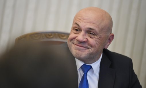 Дончев: Да ползваме библейския принцип да съдим кабинета по делата