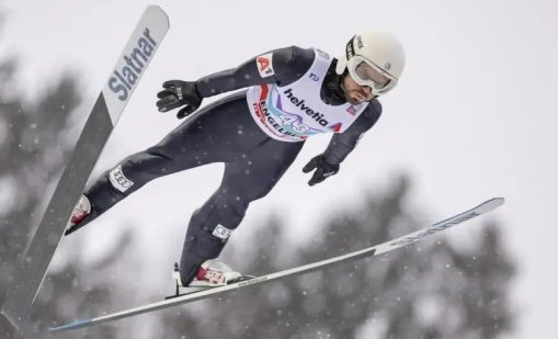 Допинг: Ски скачачи си залепят пениса с тиксо към тялото и летят с метри повече 