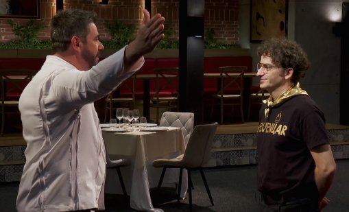 Нора бучи зад печката, актьорът Ники Станоев аут от Hell&rsquo;s Kitchen 
