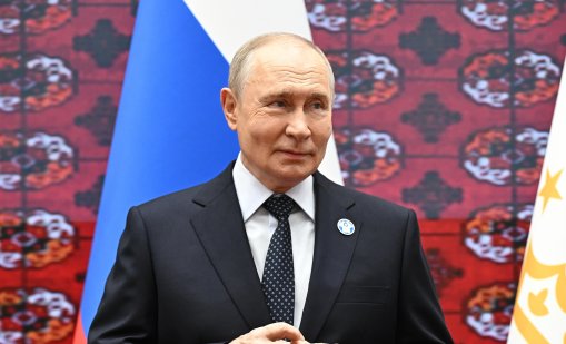 Тайният канал към Кремъл: Кои са тримата мъже, опитали да убедят Путин да сключи мир за Украйна