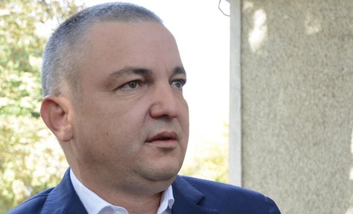 Портних: Нямам отговорност за "Баба Алино", Коцев разиграва цирк