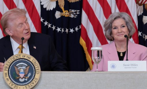 Сузи Уайлс, скалата зад Тръмп, започва борба с рак