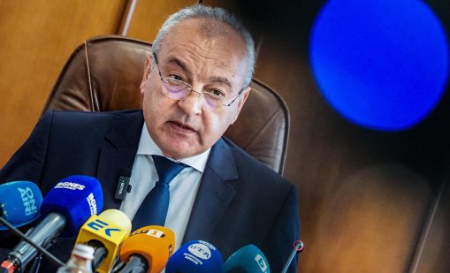 Гълъб Донев: Спряна е обществена поръчка за 490 млн. евро за мантинели 
