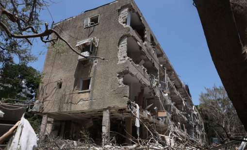 Атаки на Израел срещу Техеран и Ливан, Иран отговори с удари в региона