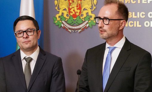 Пулев за властова врътка: Бившите дали 180 млн. лв. на ВМЗ-Сопот и после си ги взели