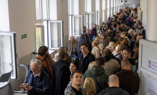 Рекордна избирателна активност в Сърбия - близо 67% гласуваха 