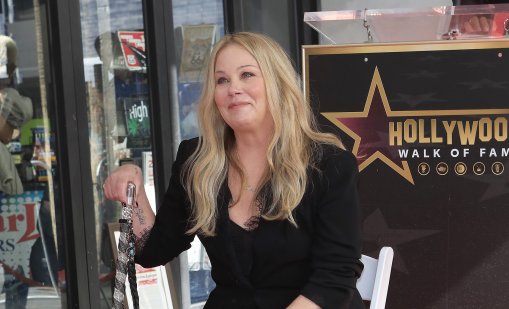 Множествената склероза е приковала Кристина Апългейт за леглото