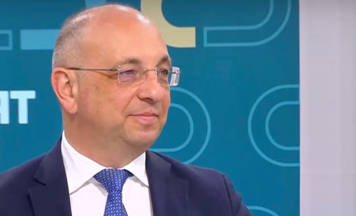 Николай Василев: Трябват мащабни съкращения в администрацията и свиване на разходите