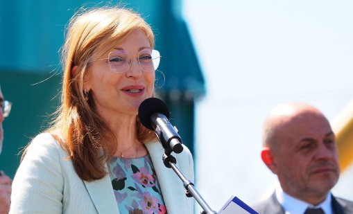 Идват комисарите Валдис Домбровскис и Екатерина Захариева 