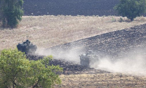Американската армия получава безпилотни наземни машини Hunter WOLF