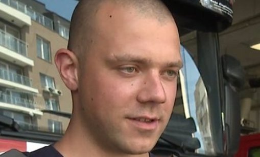 С петмесечно бебе в колата: Пожарникар сам гасил огъня на "Тракия"