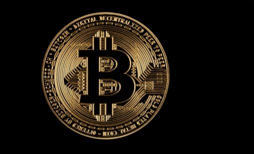 Биткойнът за първи път в историята прехвърли 120 000 долара