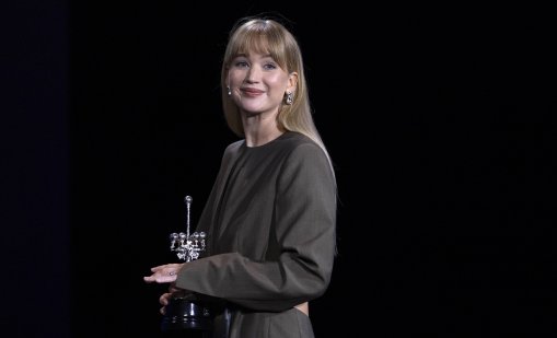 Дженифър Лорънс не се притеснява от голотата и целулита в новия си филм