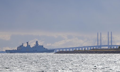 Дания се намира на повече от 1600 км от Русия, но защо стана цел на "хибридна атака"?  