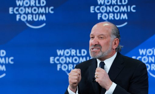 Министър Хауърд Лътник призна, че е обядвал с Епстийн на частния му остров