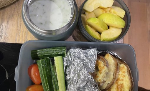 Храна с изтекъл срок и плесен в училищните столове