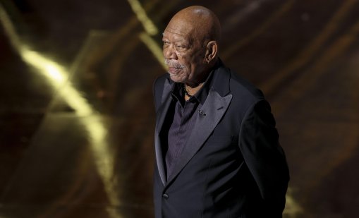 Морган Фрийман с атака по Тръмп: Води ни към помийна яма ВИДЕО