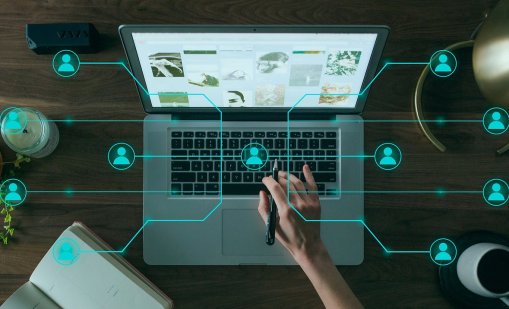 Почти половината от младите хора биха предпочели свят без интернет