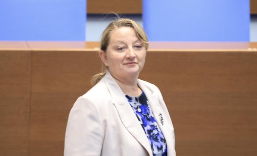Сачева за минималната заплата:  "Ще уточним после" не е политика