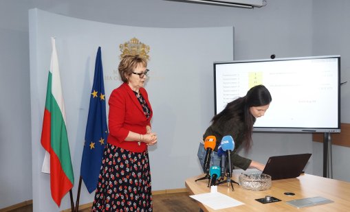 По вариант 8 ще пишат зрелостниците на матурата по български език и литература