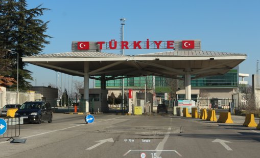 На турската граница заловиха 1,4 тона марихуана в ТИР, влязъл от България