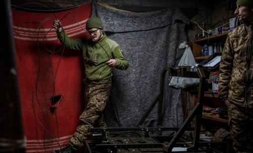 Най-младите войници остават на фронта: Новата реалност за Украйна