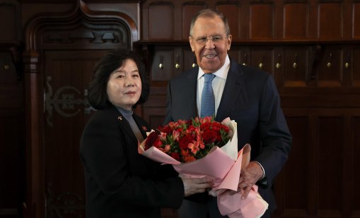 Пълен консенсус: Срещнаха се външните министри на Русия и Северна Корея 