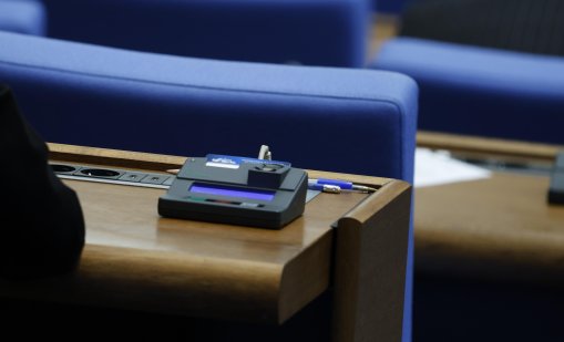 Парламентът прие на първо четене поемането на нов дълг до 3,8 млрд. евро 