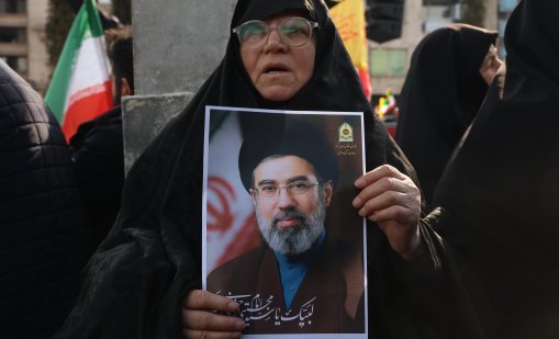 Моджтаба Хаменей ще мъсти за мъчениците и ще използва Ормузкия проток като оръжие