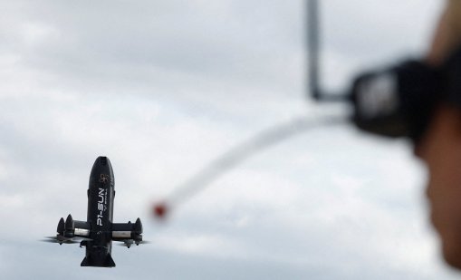 Докато светът наблюдава Иран, Украйна тихо напредва на фронта