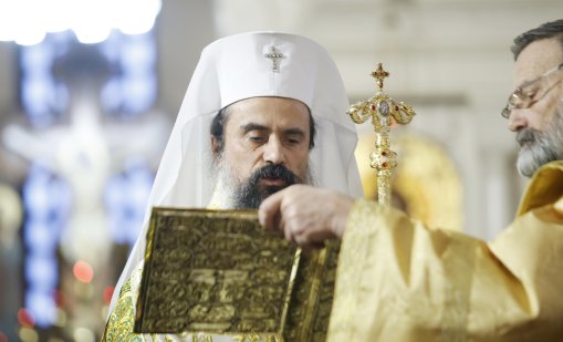 Патриархът отслужи панахида по повод 153 г. от гибелта на Левски СНИМКИ