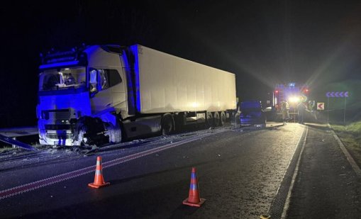 Отвориха пътя между Гурково и Велико Търново след катастрофата с тира снощи